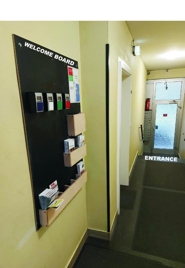 Basement Apartment ケルン エクステリア 写真
